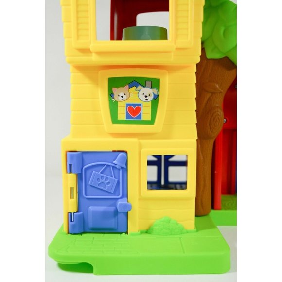 Fisher Price Little People Animal Rescue Adoption Center Playset Toy Incomplete - Picture 3 of 12